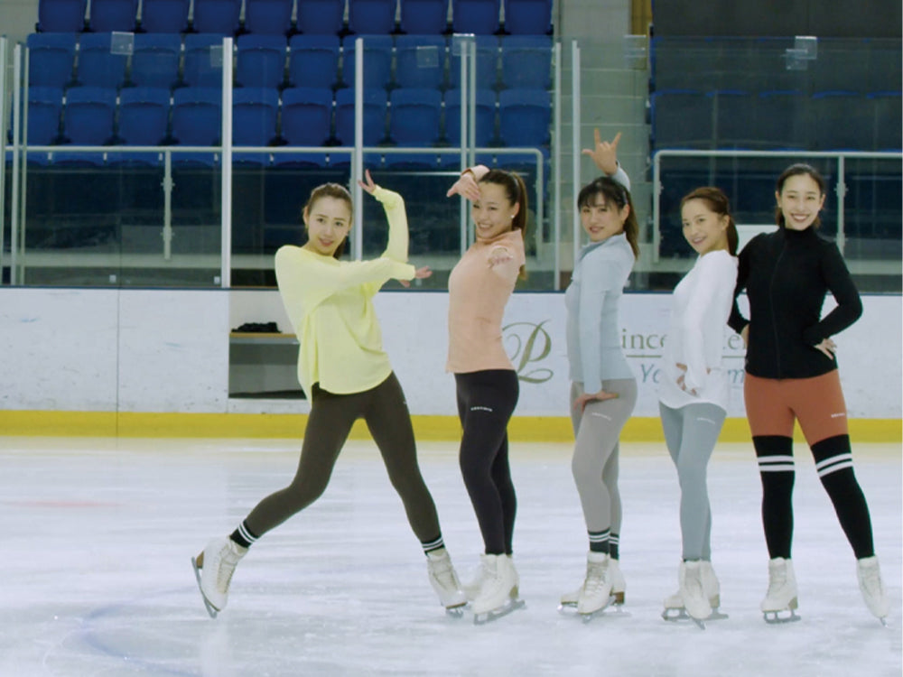 WHAT MAKES ME Vol.04 <br>プロアイススケーター<br>MOMOKA. MARIE. HINAKO. REIKA. KIKI