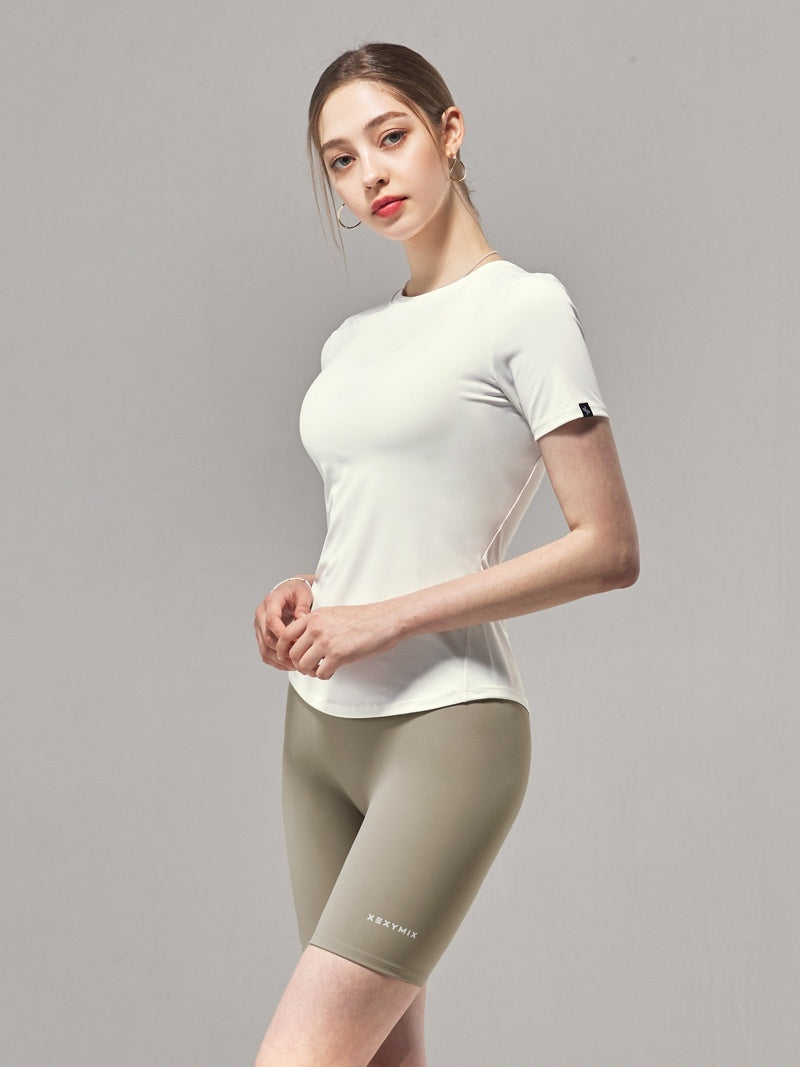 XWFSG02H2 BLACK LABEL シグネチャー360N 3.5分丈 レギンス