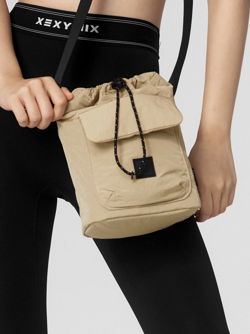 #色_バニー・ベージュ