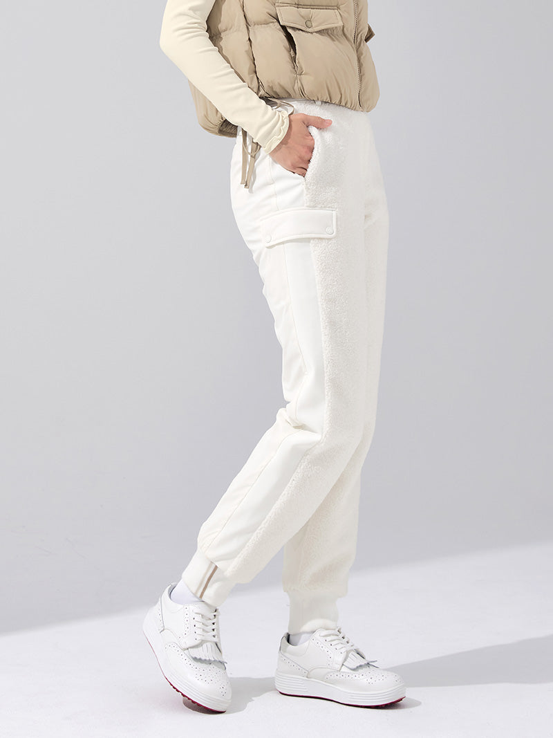 #色_アイボリー