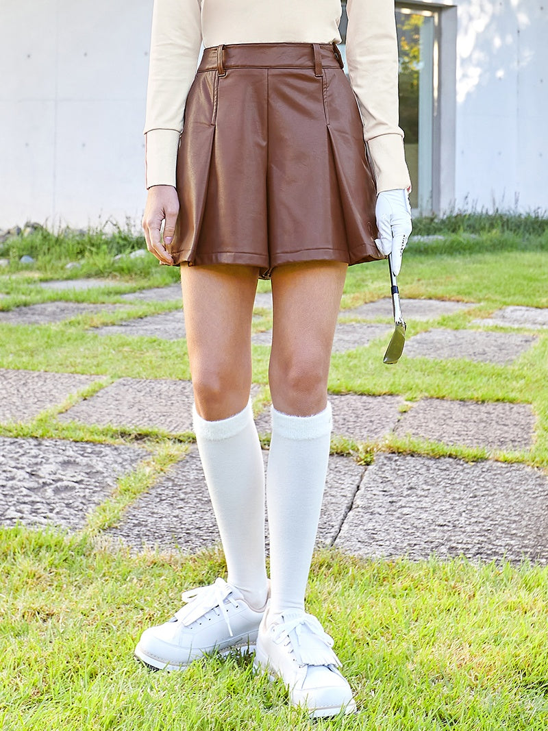 XGFSH04J3 裏起毛 フェイクレザー ショートパンツ