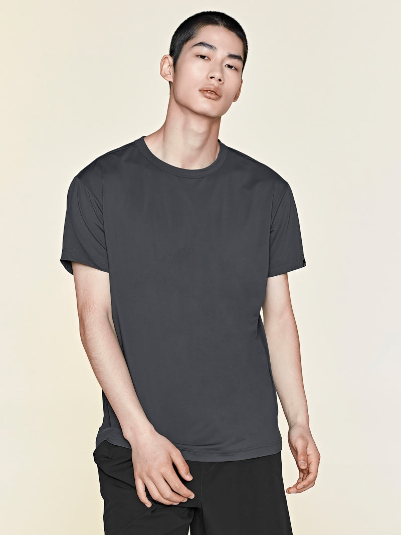 #色_ディープ・グレー