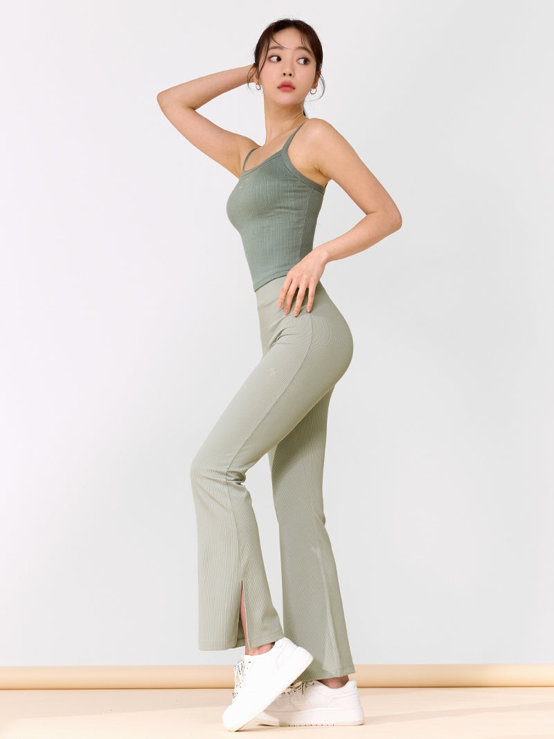 XTFBR01H2 リブ ストレッチ パッド付き キャミソール