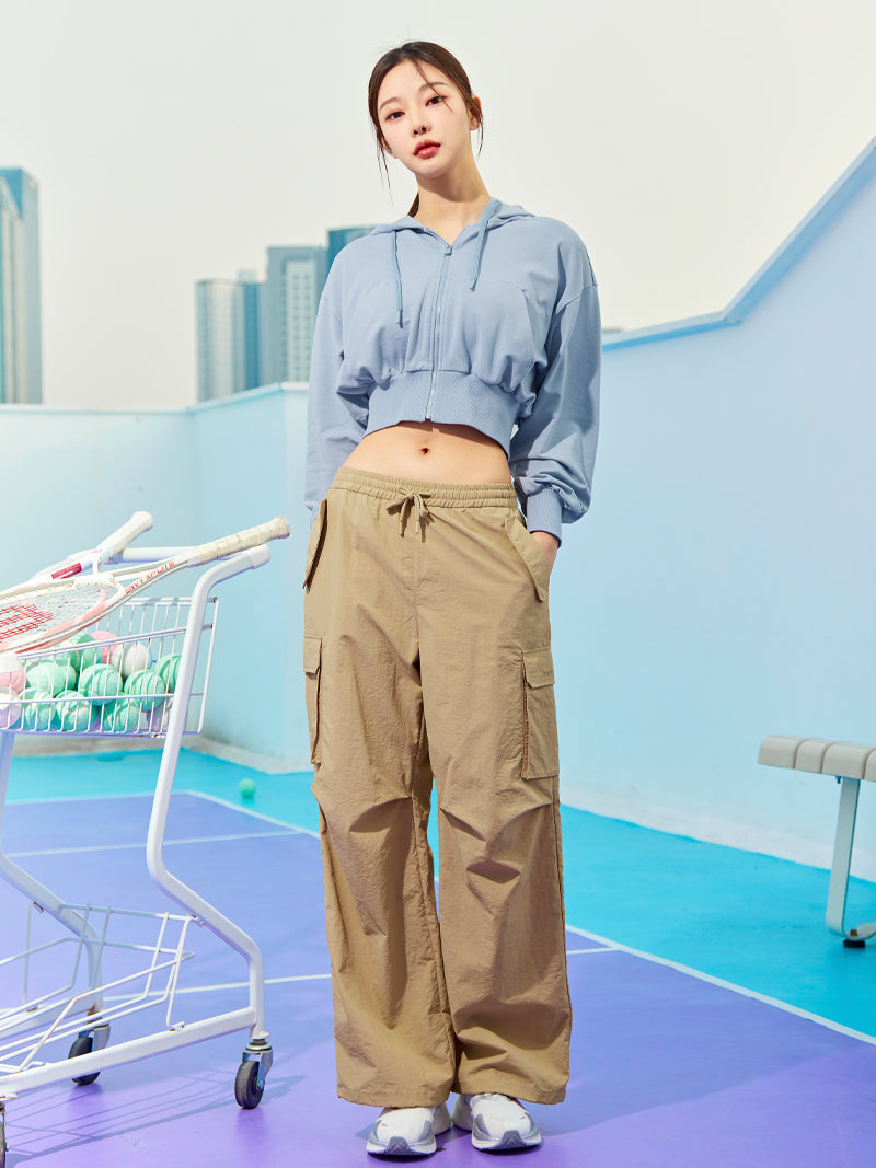 XTFHJ01J1 スムースタッチ クロップド丈 パーカー ジップアップ