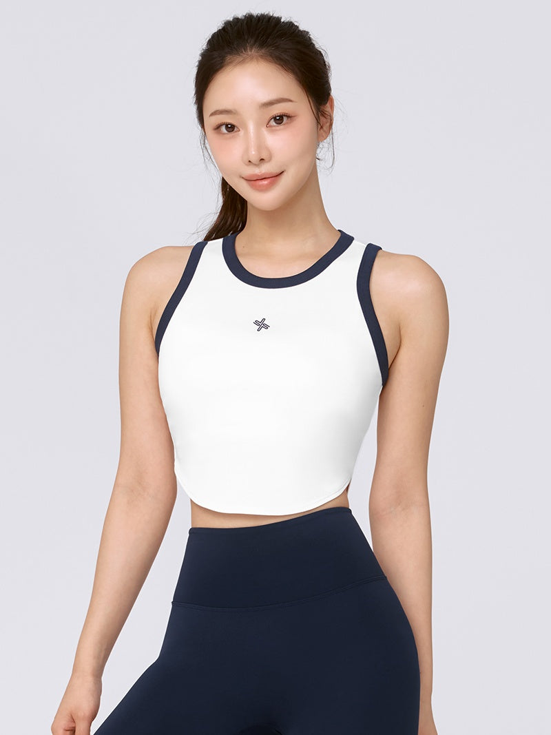 #色_アイボリー