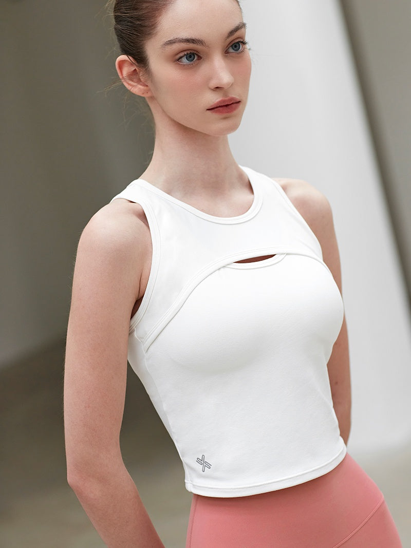 #色_アイボリー