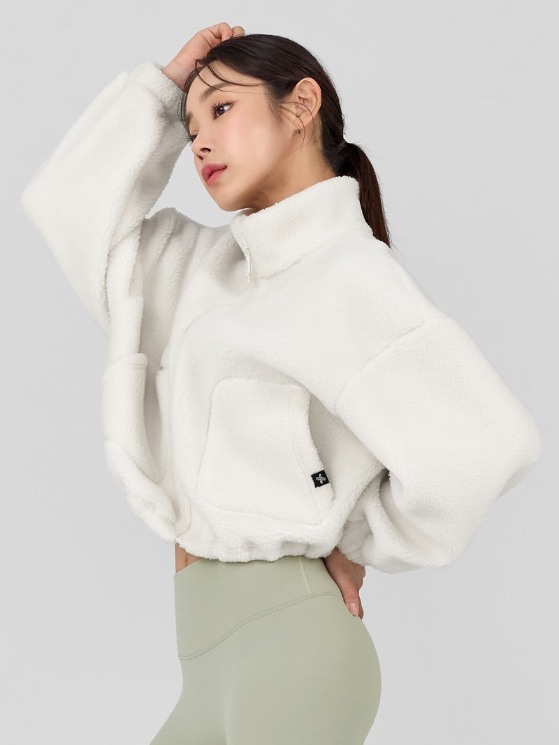 XWFJK02H4 シェルパー ハイネック クロップド丈 ジップアップ ジャケット