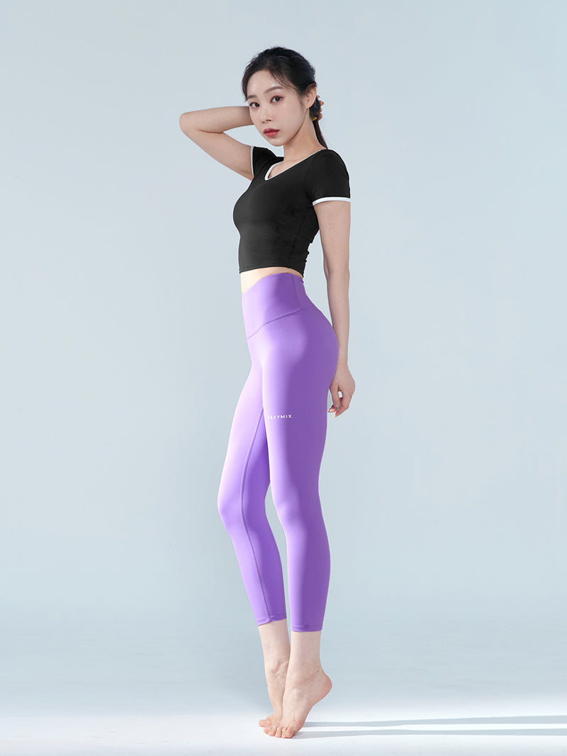 XP9170F BLACK LABEL シグネチャー360N 8.5分丈 レギンス