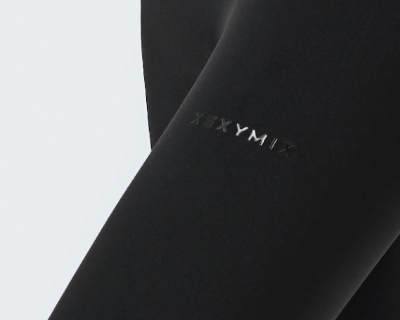 人気アイテムが今しか手に入らない限定ロゴで登場！「BLACK EDITION - 26FW」