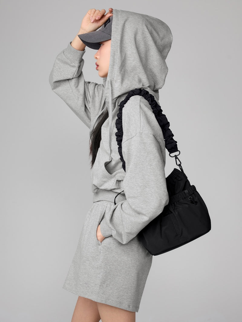 シャーリングストラップ バケットバッグ