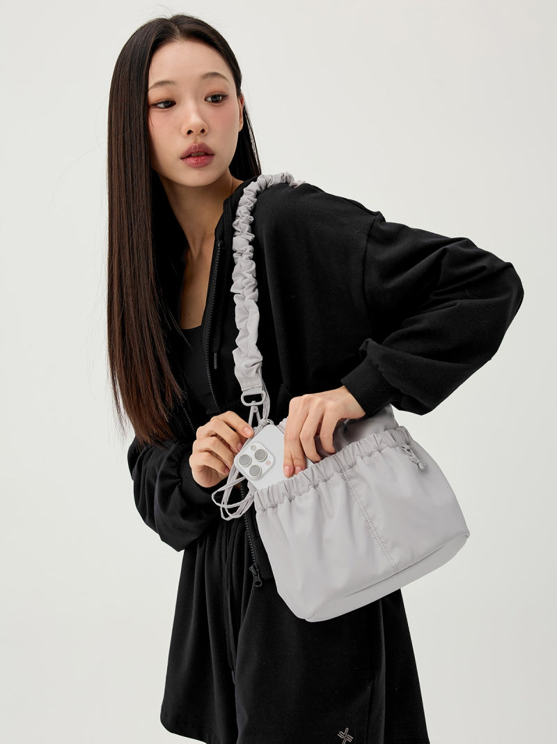 #色_ジェイド・グレー