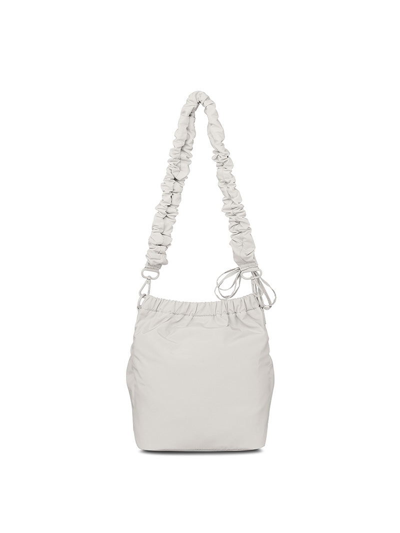 シャーリングストラップ バケットバッグ