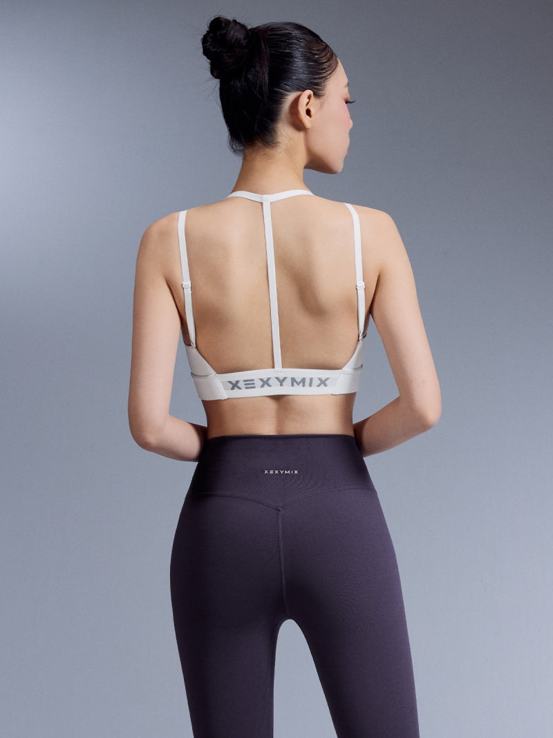 #色_アイボリー