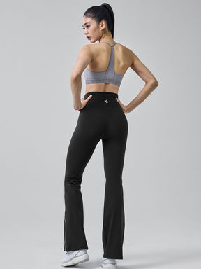 立体ロゴ入り ハードネック ブラトップ