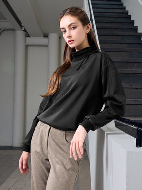 リボン付き ハイネック 長袖