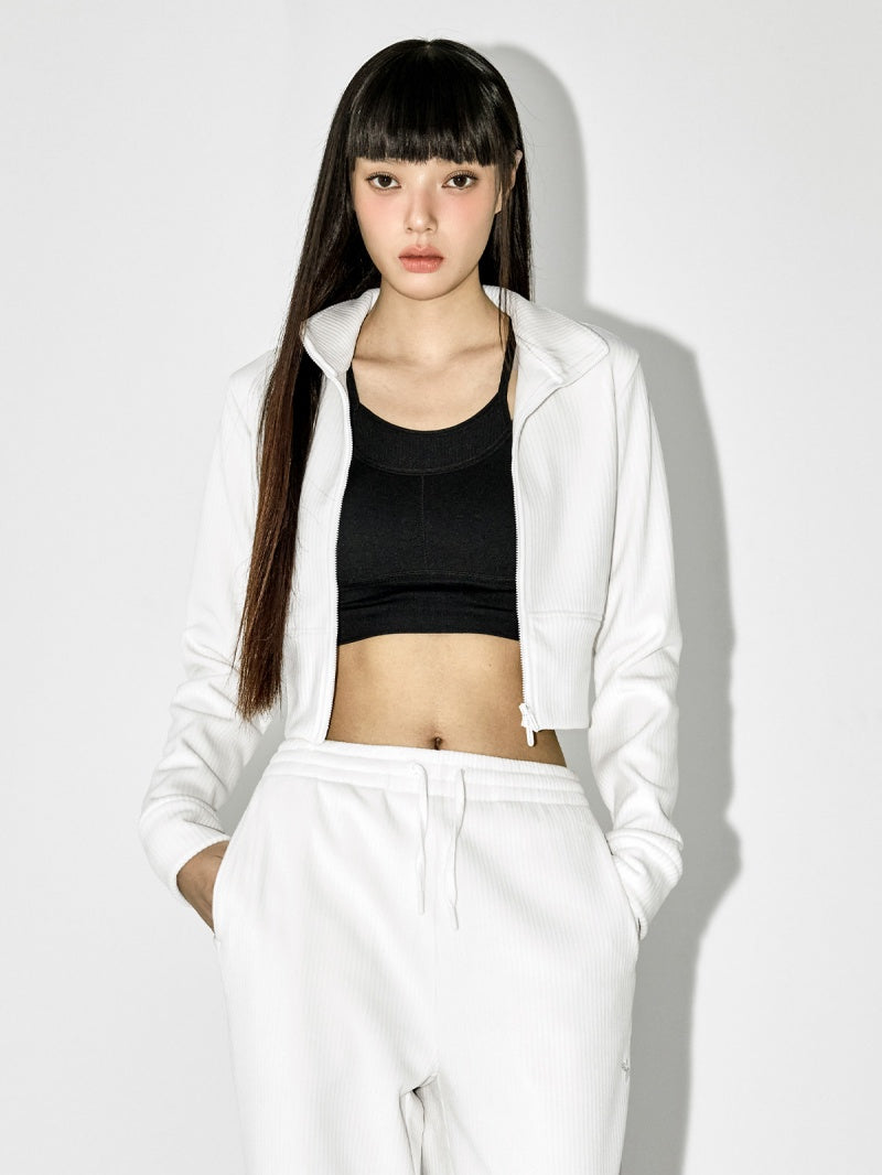 #色_アイボリー