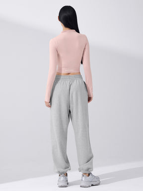 ロゴ入りバンド モックネック  クロップド丈 長袖