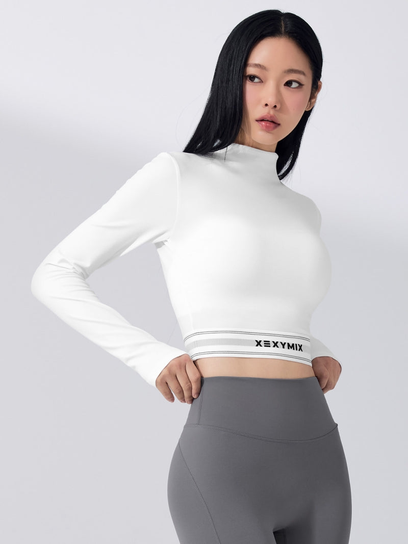 ロゴ入りバンド モックネック  クロップド丈 長袖