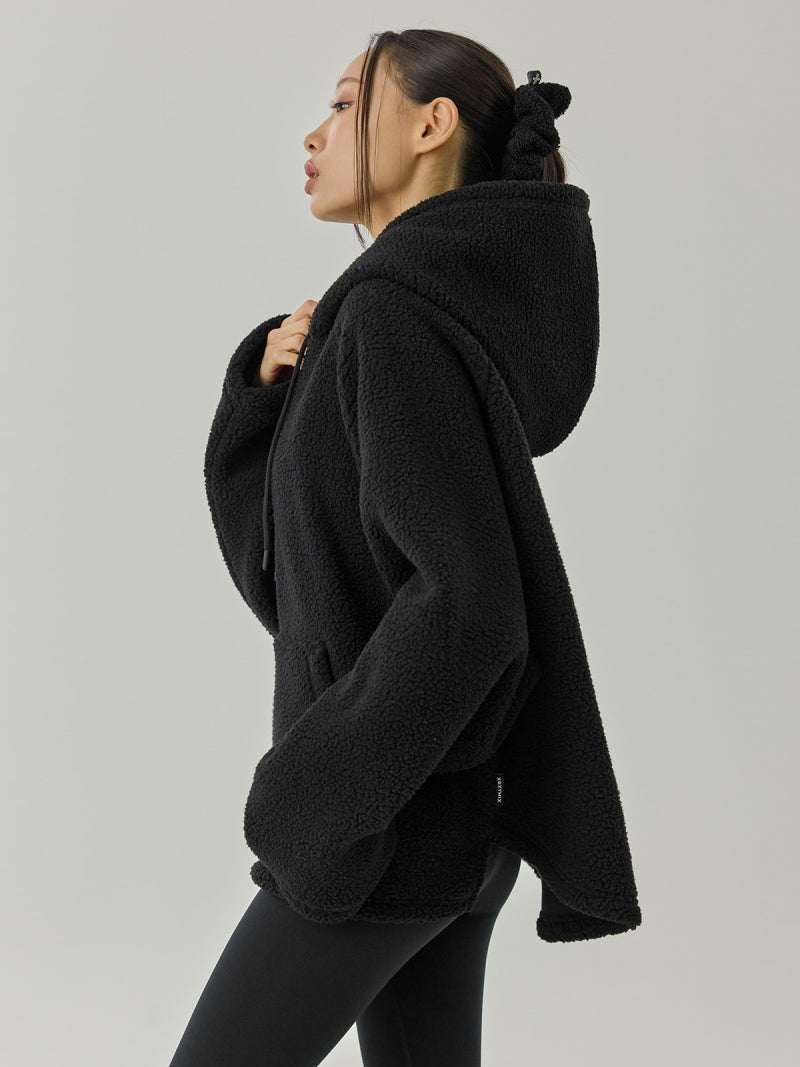 シェルパ オーバーフィット パーカー