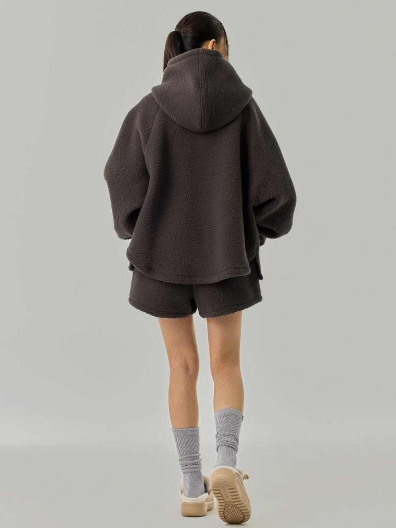 シェルパ オーバーフィット パーカー