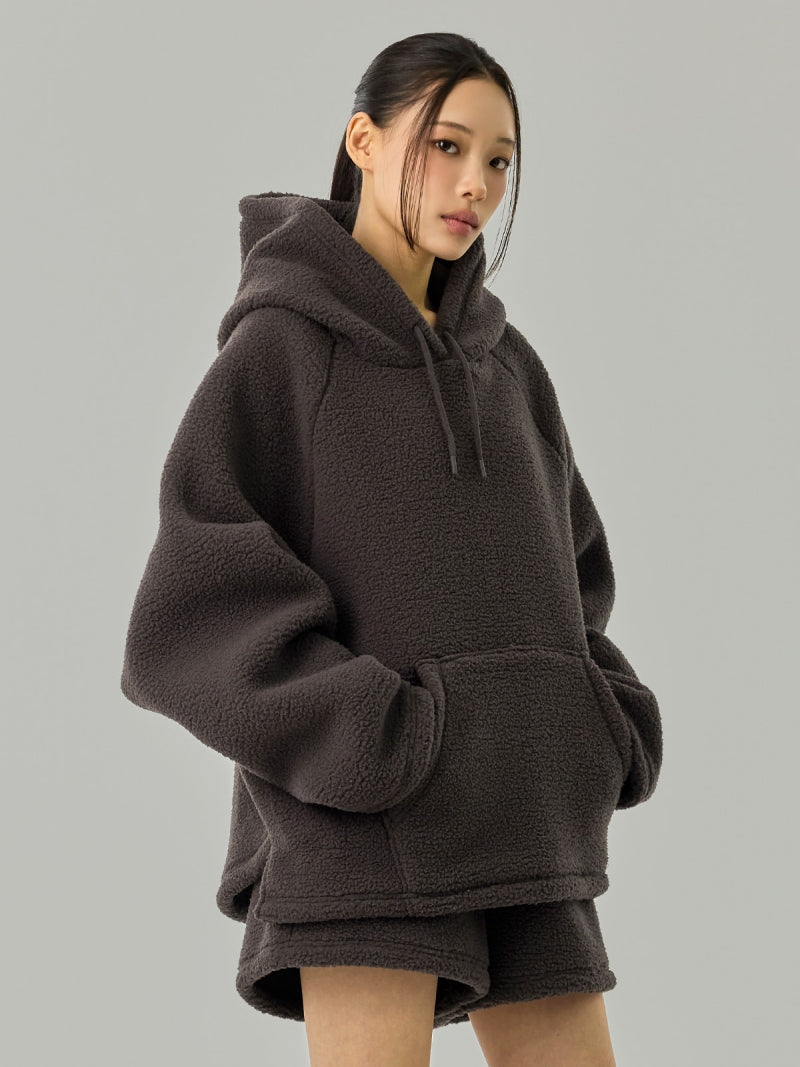 シェルパ オーバーフィット パーカー