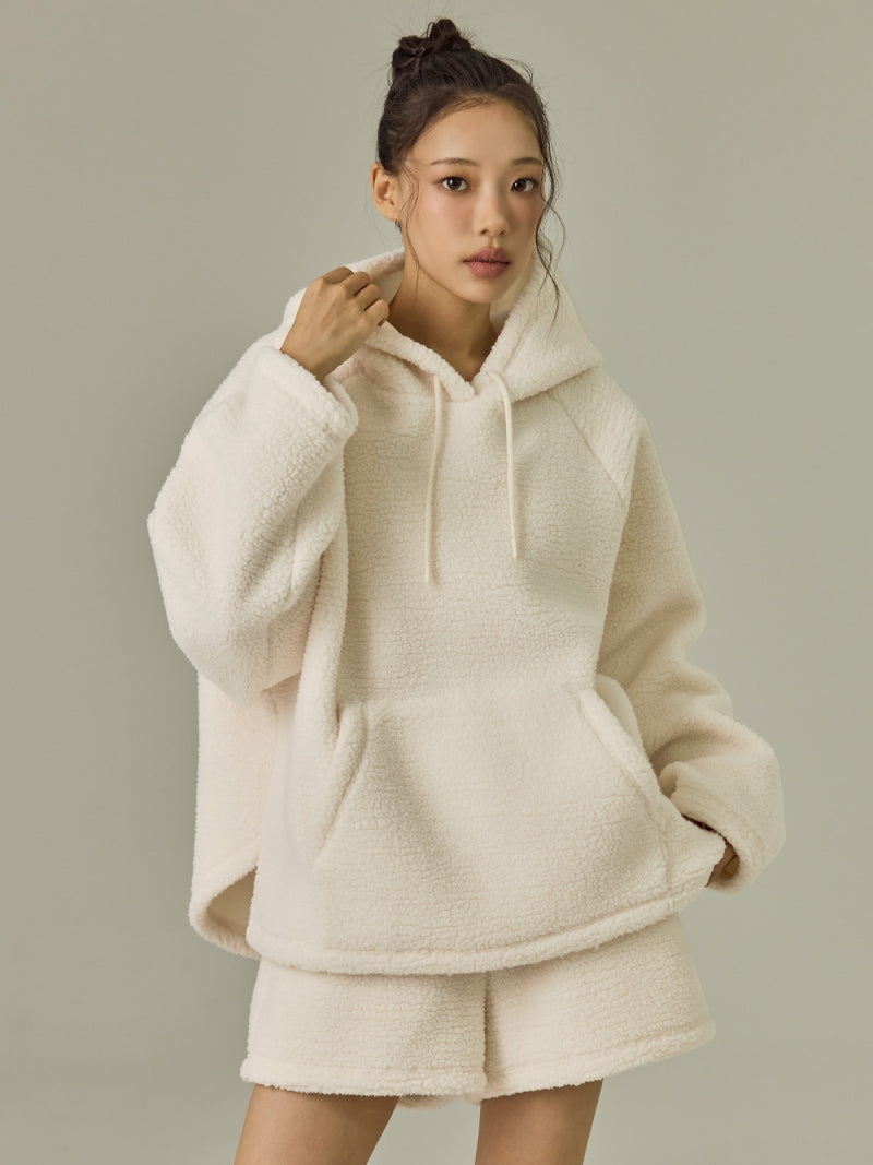 シェルパ オーバーフィット パーカー