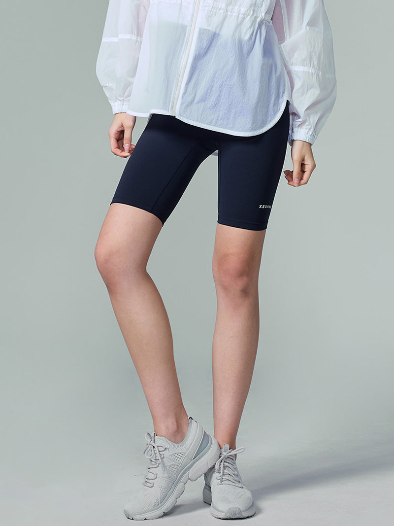 #色_キャプテン・ネイビー