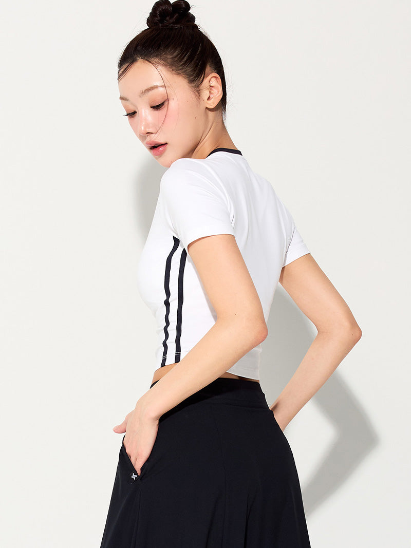 スポーティ トラックライン クロップ丈 半袖