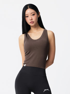 エッセンシャル シームレス Vネック タンクトップ パッド付き