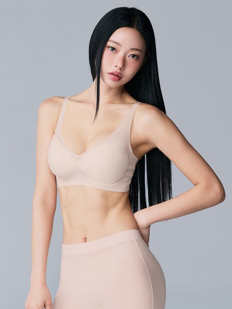 エブリ ライト ワイヤレス シームレスブラ (単品)