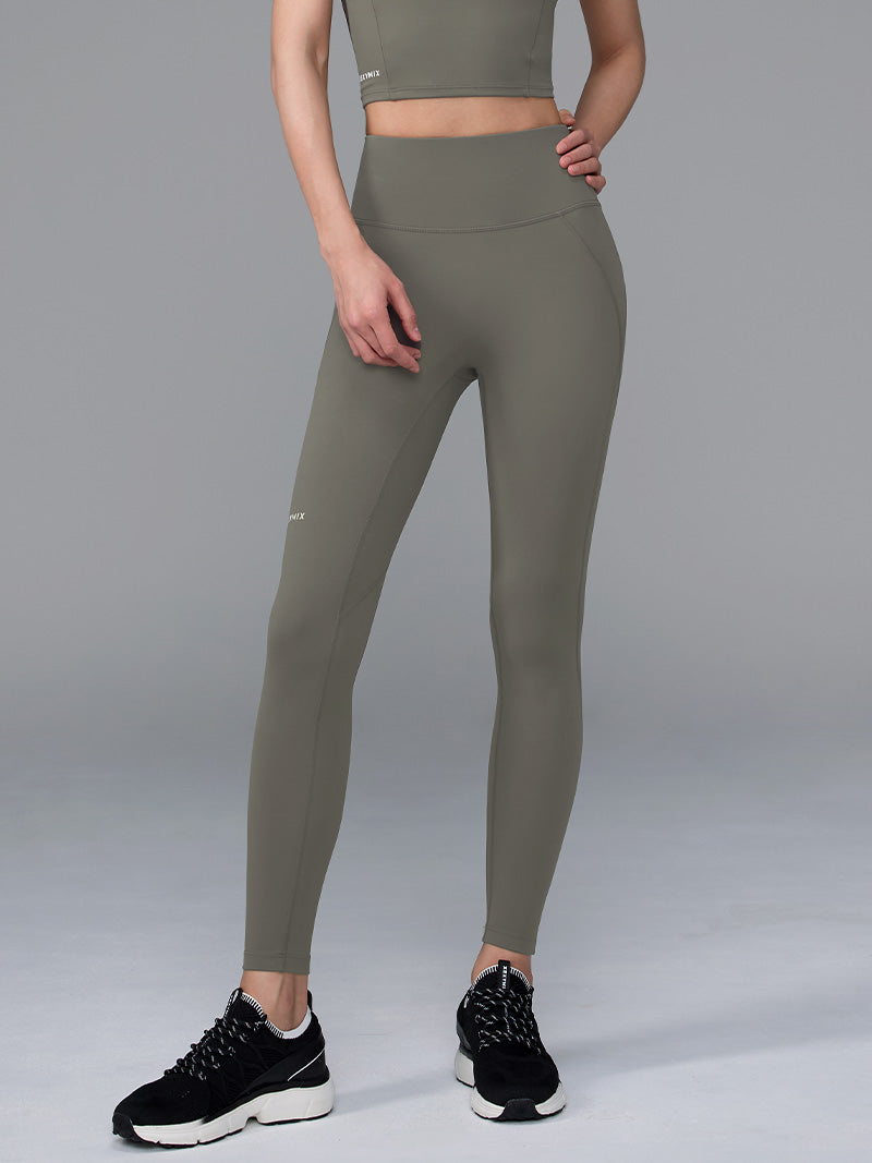 #色_アッシュ・モス