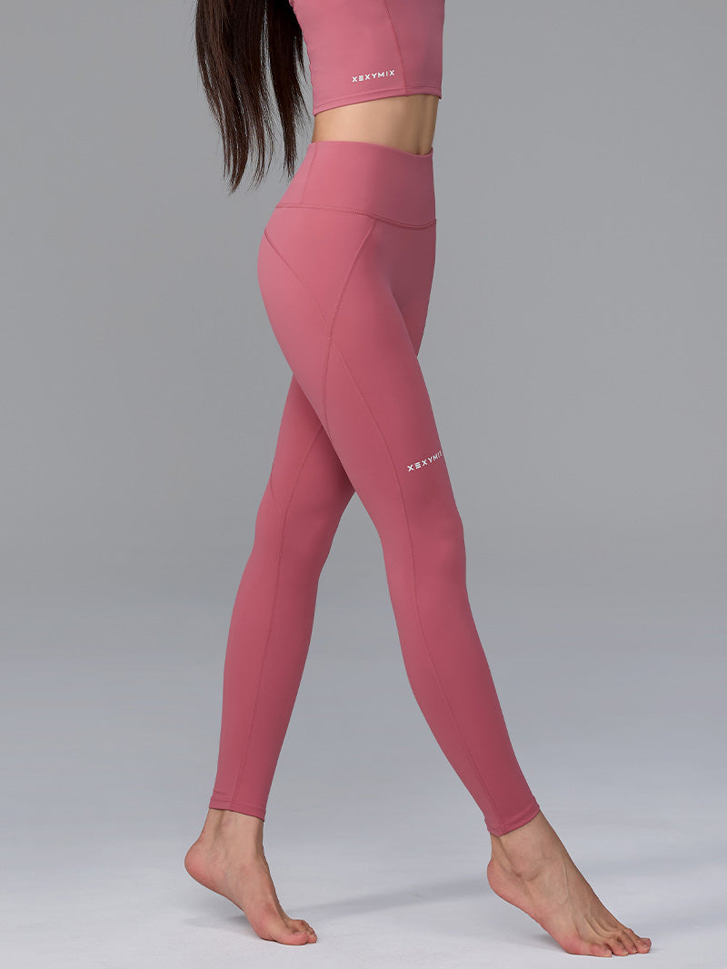 #色_ホリー・ベリー