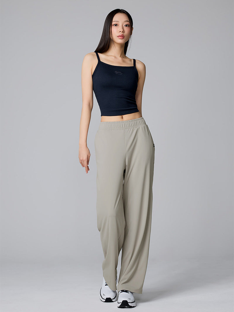 XTFBR01H2 リブ ストレッチ パッド付き キャミソール