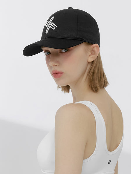 刺繍ロゴ入り サテン キャップ