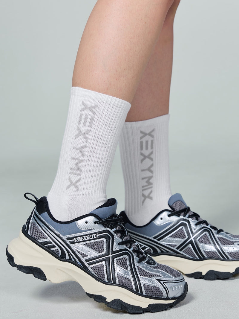 #色_アイボリー