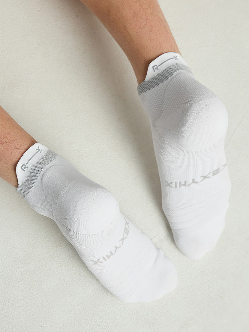 #色_アイボリー