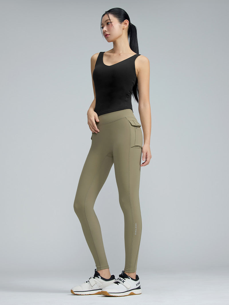 XWFBR20J3 BLACK LABEL シグネチャーブリーズ Vネック ブラトップ