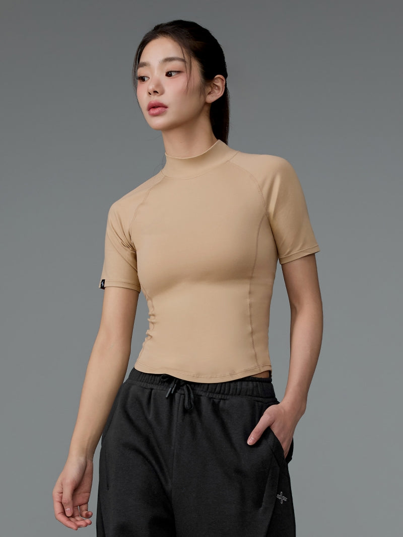 XWFST04J3 ピーチライク モックネック 半袖