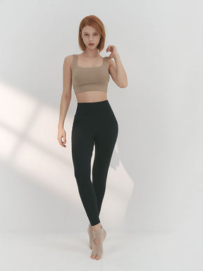 XP9197F BLACK LABEL シグネチャー360N ライト・ジョガーレギンス