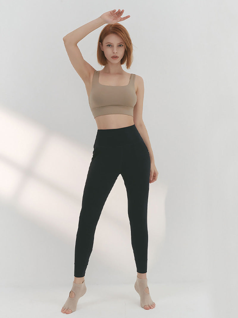 XP9197F BLACK LABEL シグネチャー360N ライト・ジョガーレギンス